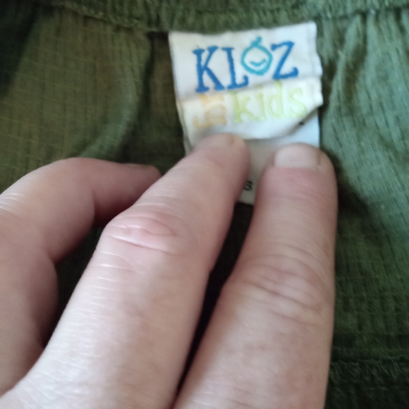 3/$15 Teired skirt - Picture 2 of 4